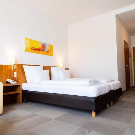 Hotel Darstein Altrip Exterior photo